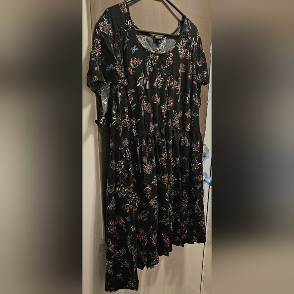 Torrid Plus Size Dress 4x Multi-Color Floral Print Challis Lace Up Short Sleeve - Picture 4 of 13